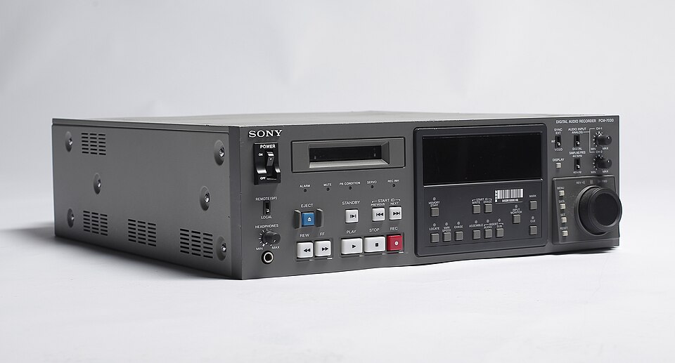 Enregistreur numérique Sony PCM-7030